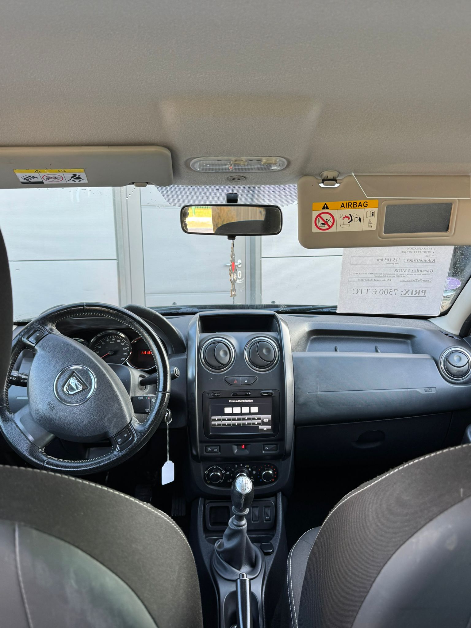 
								DACIA DUSTER 2015 full									