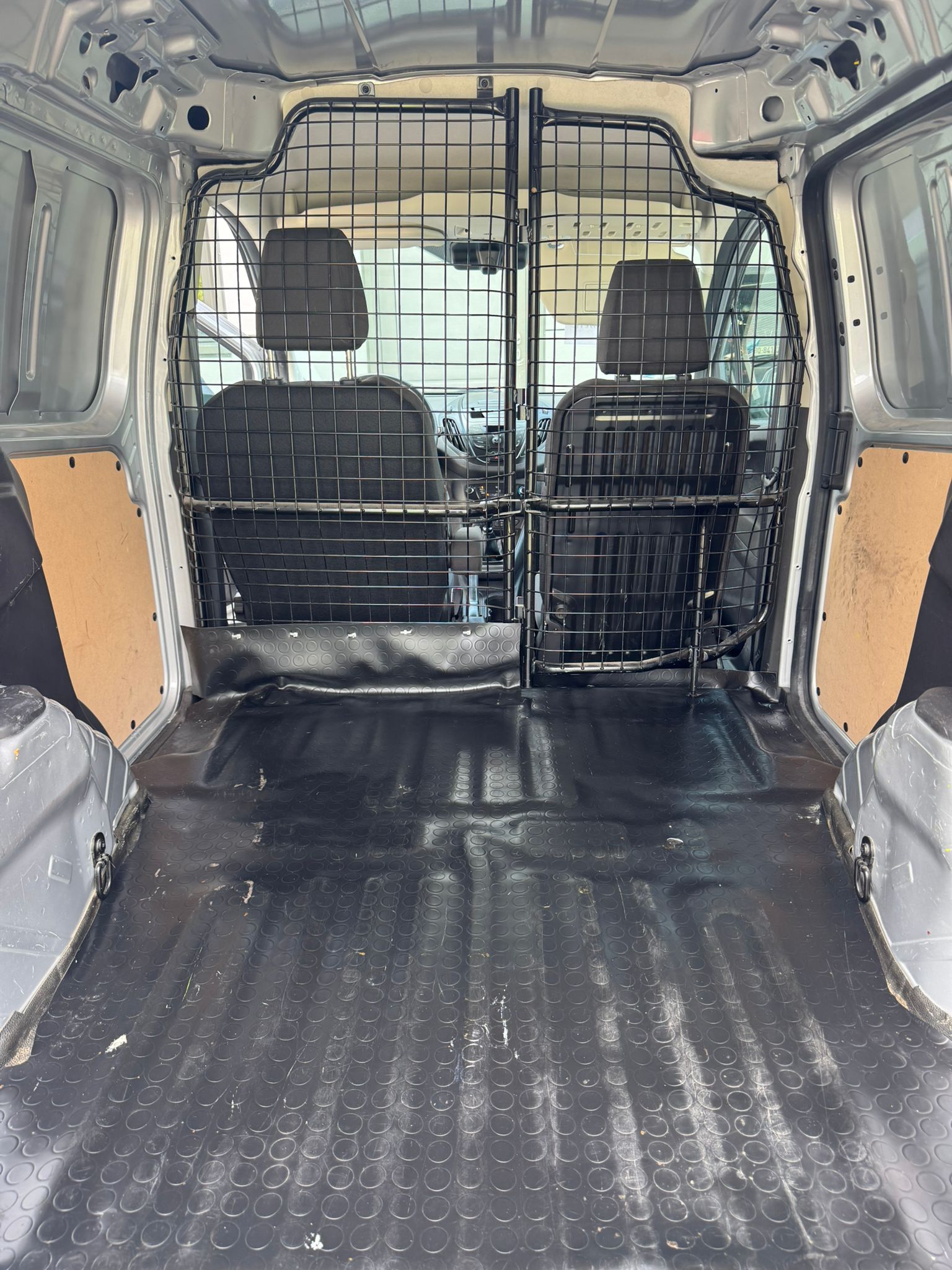 
								FORD COURIER full									