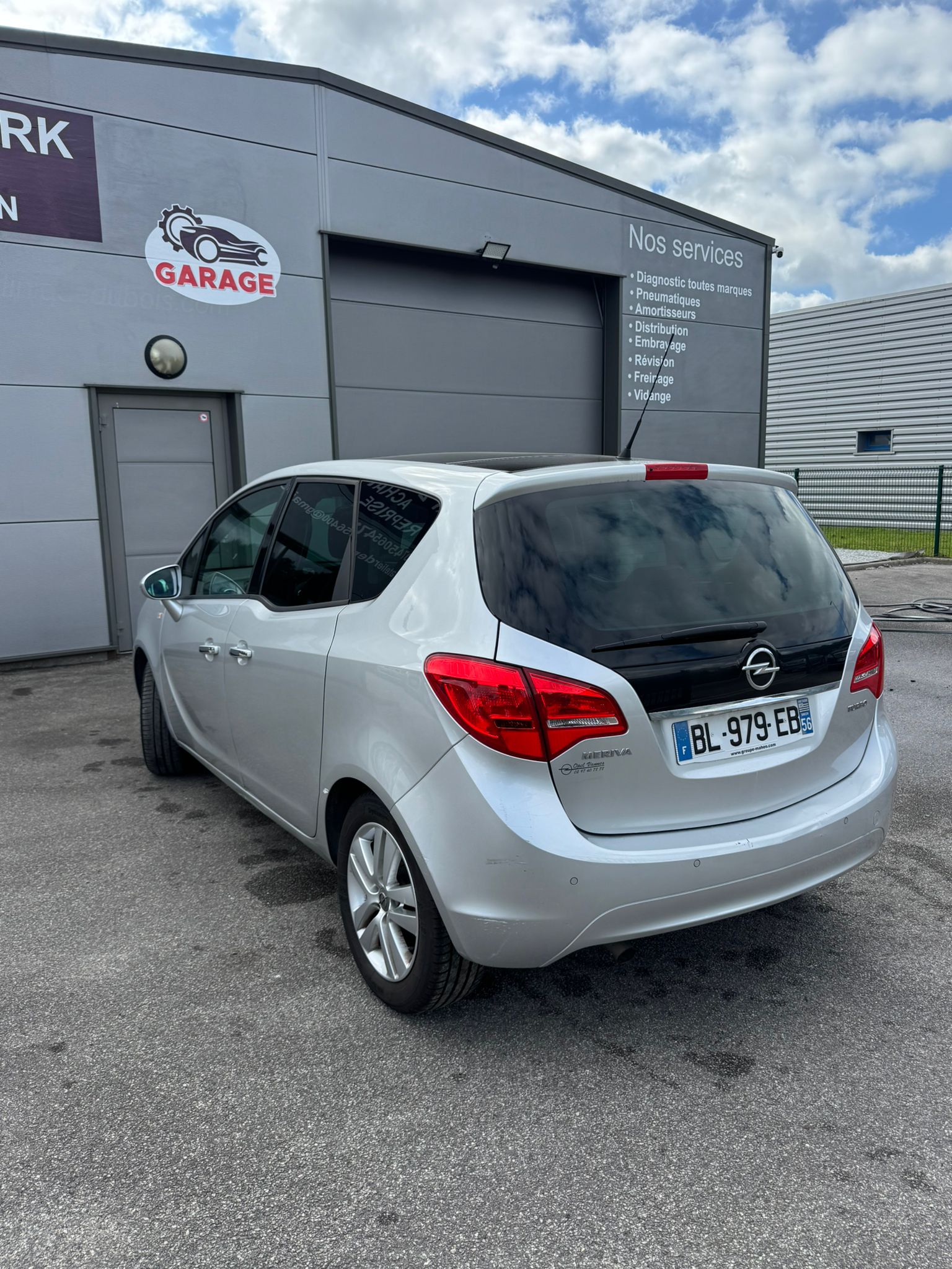 
								Opel Meriva B full									