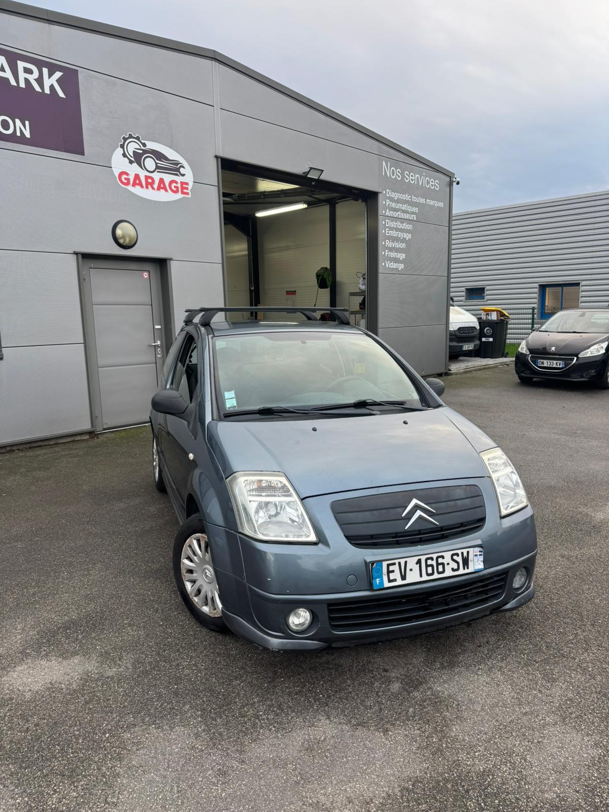 
								Citroen C2 full									